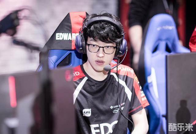 仓促回归 仓促回归