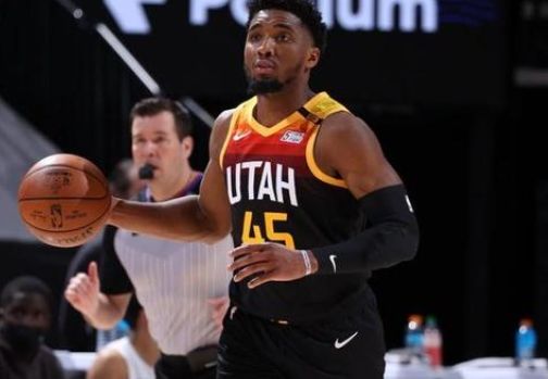 战术定位上 战术定位上