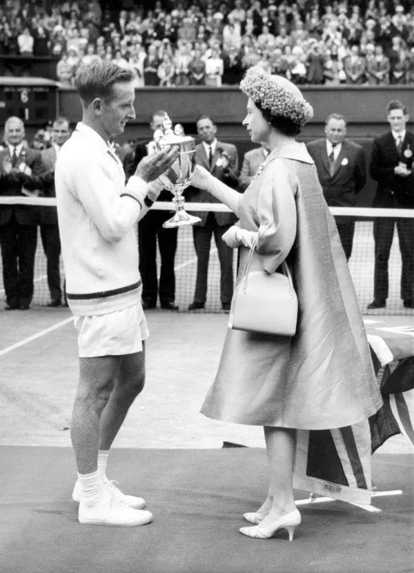 在高水平竞 在高水平竞